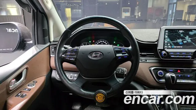 Hyundai Staria 2019 thumb 11