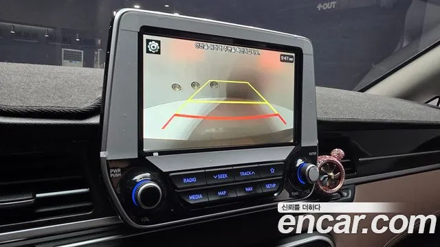 Hyundai Staria 2019 thumb 9