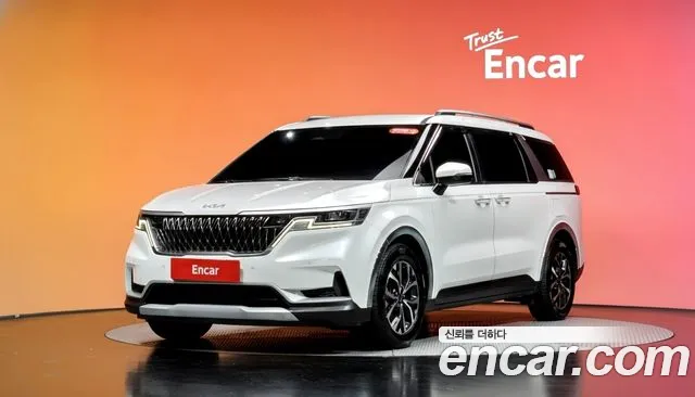 Kia Carnival 2021 thumb 4