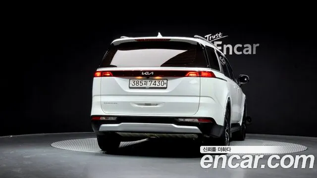 Kia Carnival 2021 thumb 7