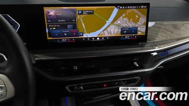 BMW X7 2023 thumb 3