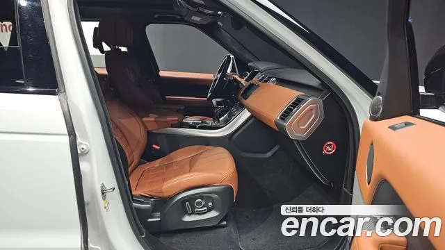 Land Rover Range Rover Sport 2017 thumb 6