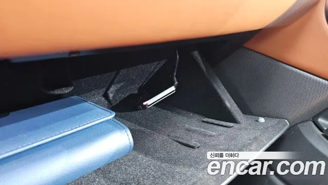 Land Rover Range Rover Sport 2017 thumb 8