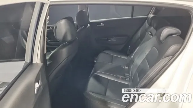 Kia Sportage 2016 thumb 10