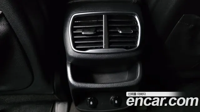 Hyundai Santa Fe 2019 thumb 6