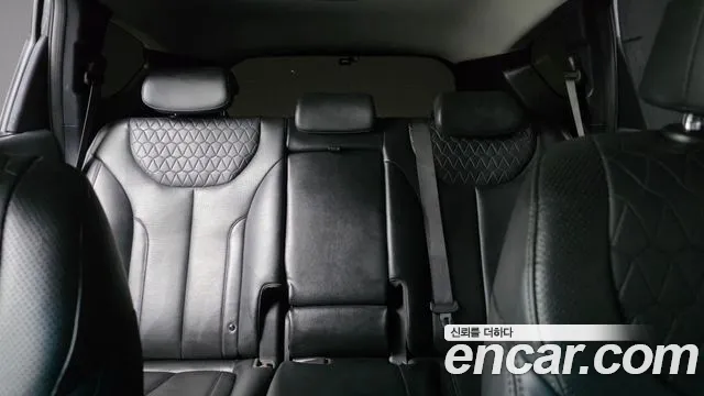 Hyundai Santa Fe 2019 thumb 2