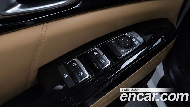 Kia Carnival 2023 thumb 9