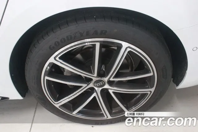 Audi A5 2025 thumb 4