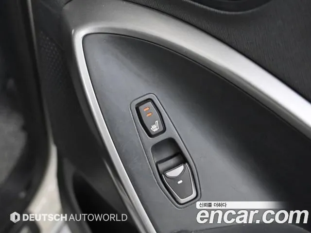 Hyundai DM 2012 thumb 10