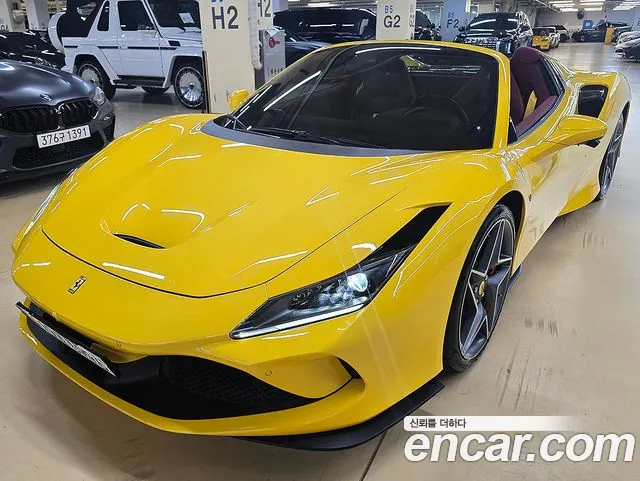 Ferrari F8 2021 thumb 9