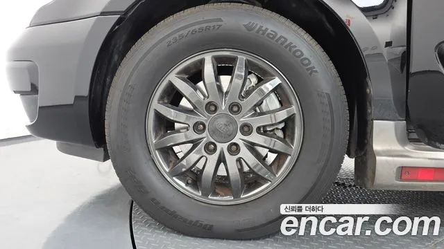 Kia Canival 2010 thumb 8