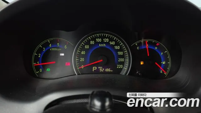 Kia Canival 2010 thumb 9