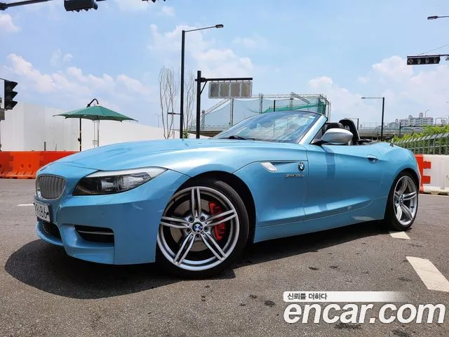 BMW Z4 2012 thumb 3