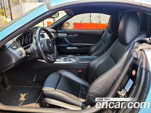 BMW Z4 2012 thumb 5