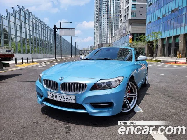BMW Z4 2012 thumb 12