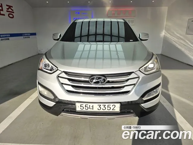 Hyundai Санта Фе 2012 thumb 10