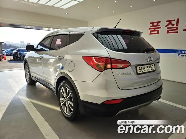 Hyundai Санта Фе 2012 thumb 3