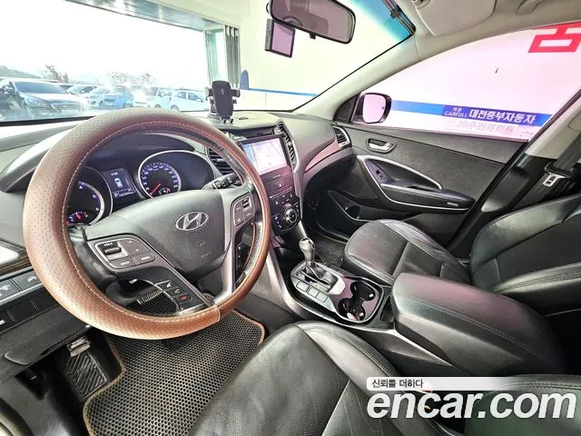 Hyundai Санта Фе 2012 thumb 7