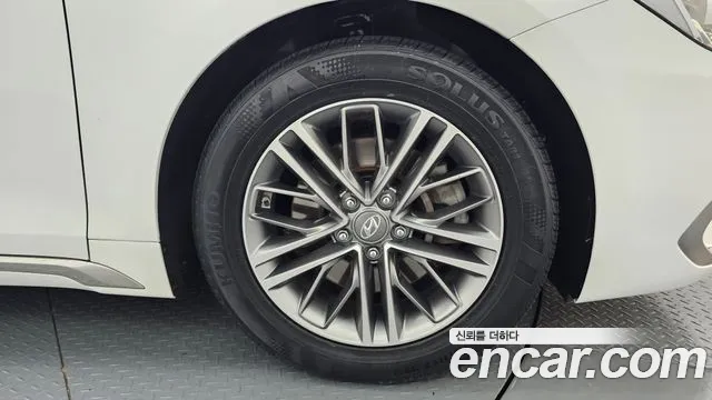 Hyundai Grandeur 2018 thumb 11