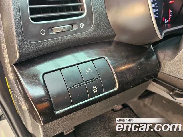 Kia Sorento 2012 thumb 10