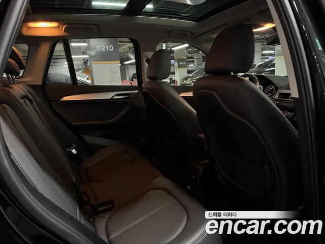 BMW X1 2019 thumb 3