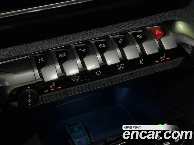 Peugeot 5008 2018 thumb 5