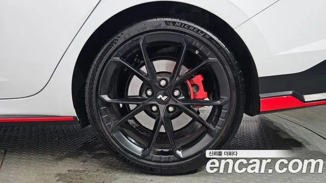 Hyundai Elantra 2025 thumb 11