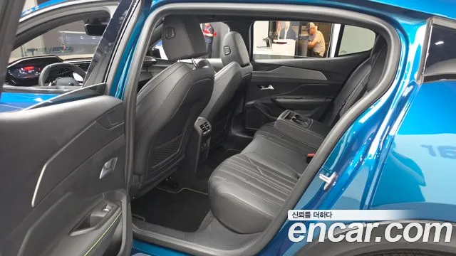 Peugeot 408 2025 thumb 5