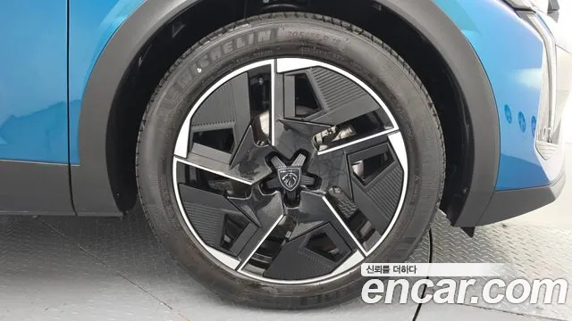 Peugeot 408 2025 thumb 11