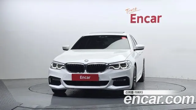 BMW 5 серии 2018 thumb 9
