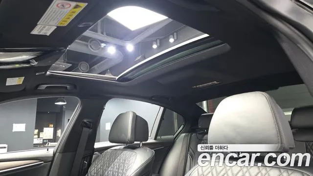 BMW 5 серии 2018 thumb 6