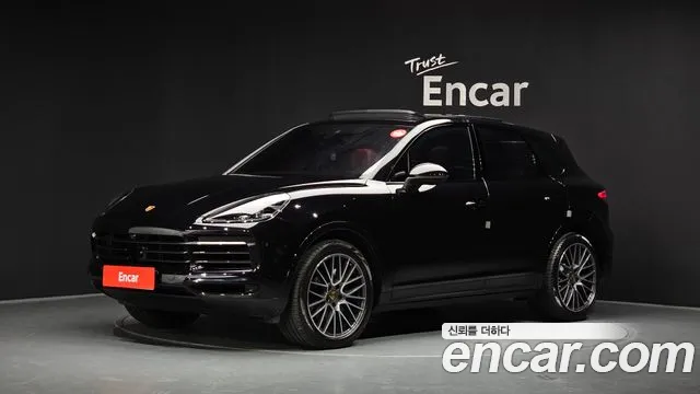 Porsche Cayenne 2022 thumb 11