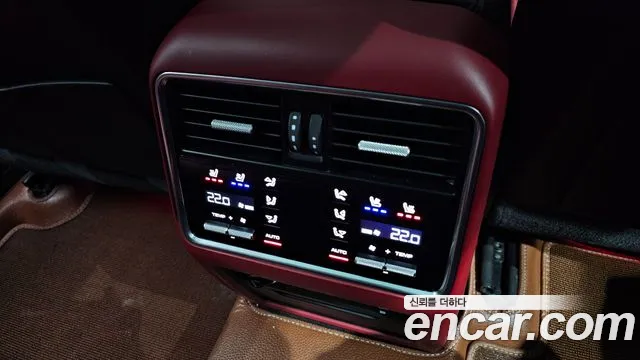 Porsche Cayenne 2022 thumb 10