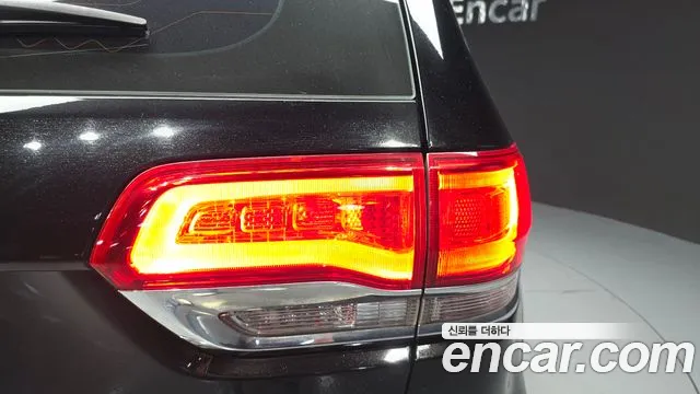 Jeep Grand Cherokee 2018 thumb 7