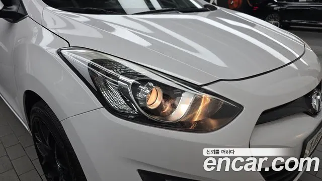 Hyundai i30 2013 thumb 6