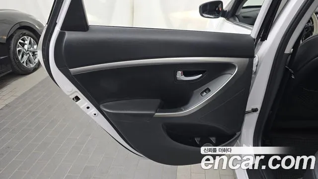 Hyundai i30 2013 thumb 5