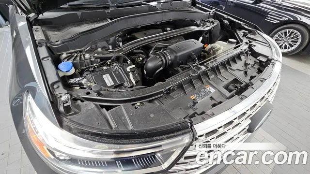 Ford Explorer 2020 thumb 11