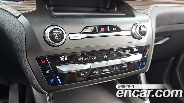 Ford Explorer 2020 thumb 6