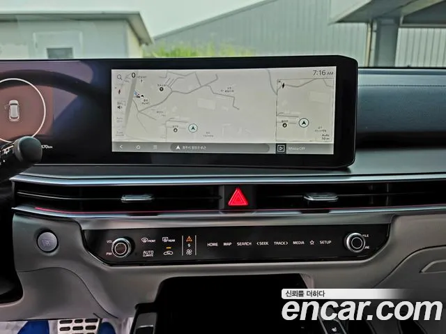 Kia Sorento 2023 thumb 2