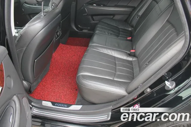 Hyundai Equus 2011 thumb 10