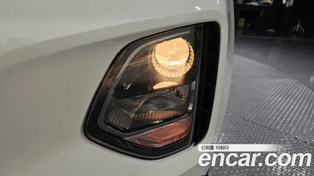 Hyundai Santa Fe 2020 thumb 12