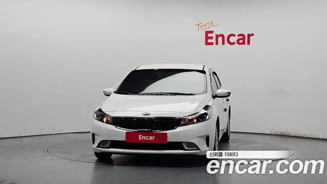 Kia K3 2017 thumb 10