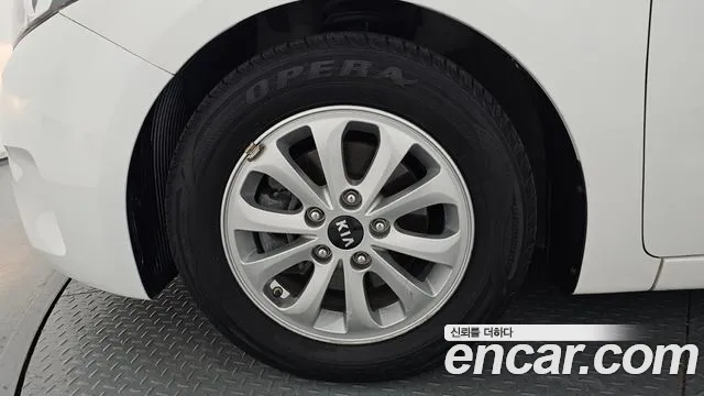 Kia K3 2017 thumb 12