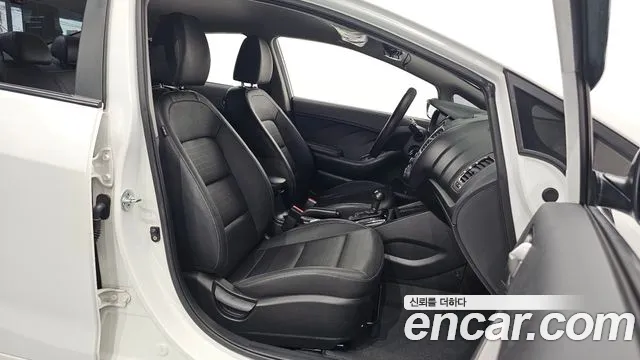 Kia K3 2017 thumb 5