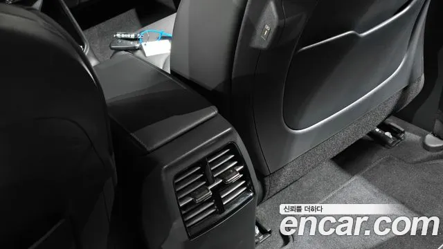 Kia Niro 2023 thumb 9