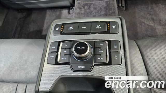 Genesis G80 2017 thumb 9