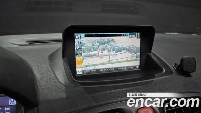 Renault SM3 2014 thumb 8