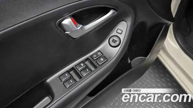 Kia Morning 2015 thumb 5