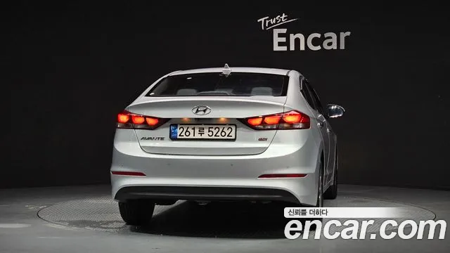 Hyundai Avante 2015 thumb 10