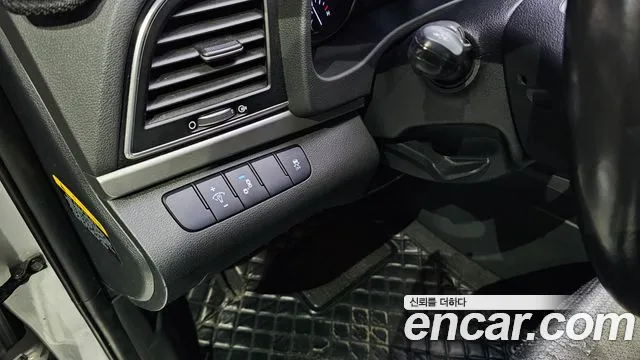 Hyundai Avante 2015 thumb 4
